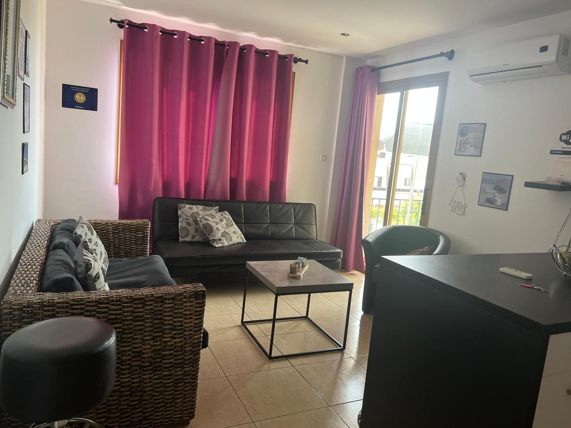 Charalambous Apartment Paphos Ngoại thất bức ảnh