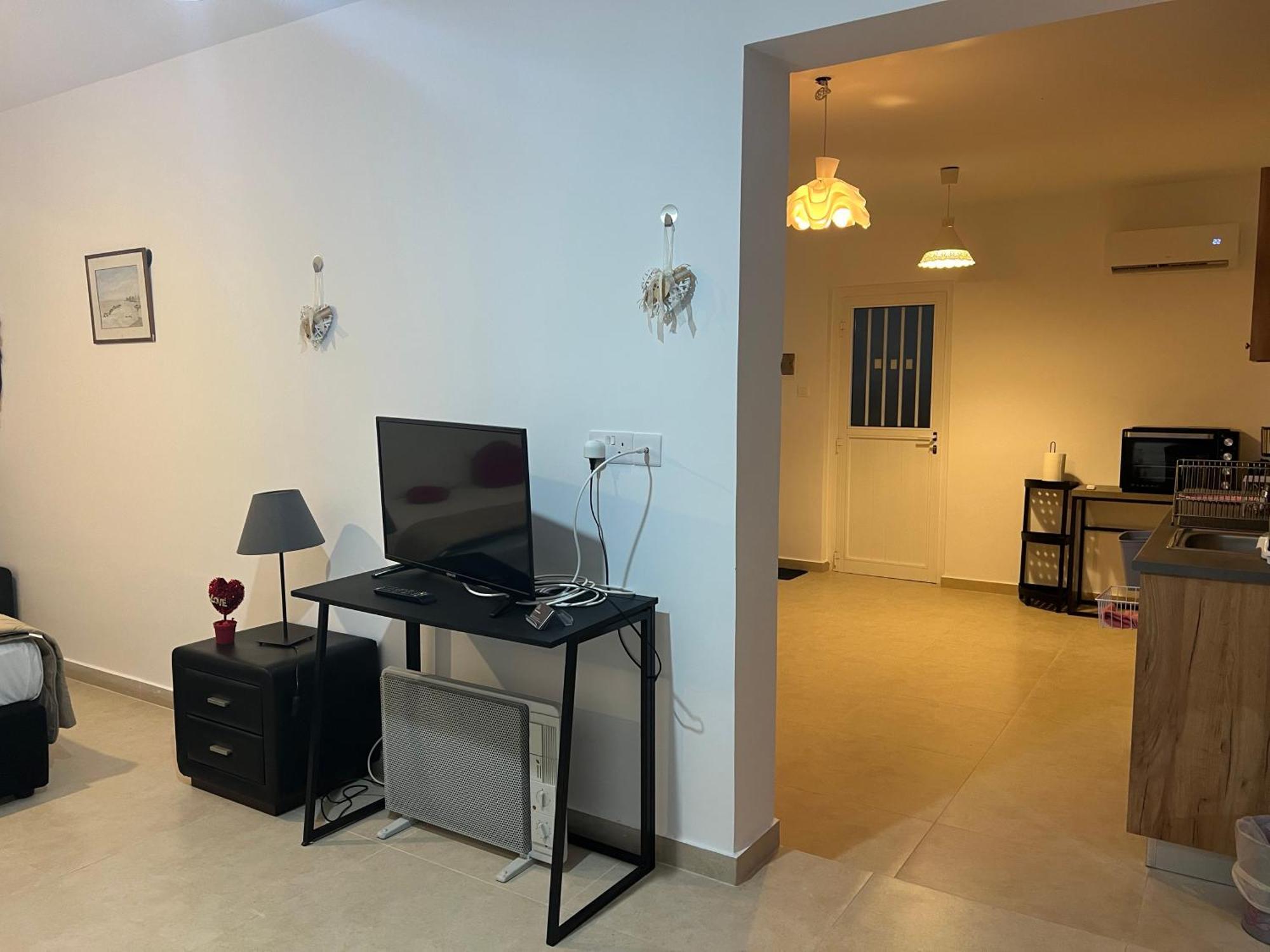 Charalambous Apartment Paphos Ngoại thất bức ảnh