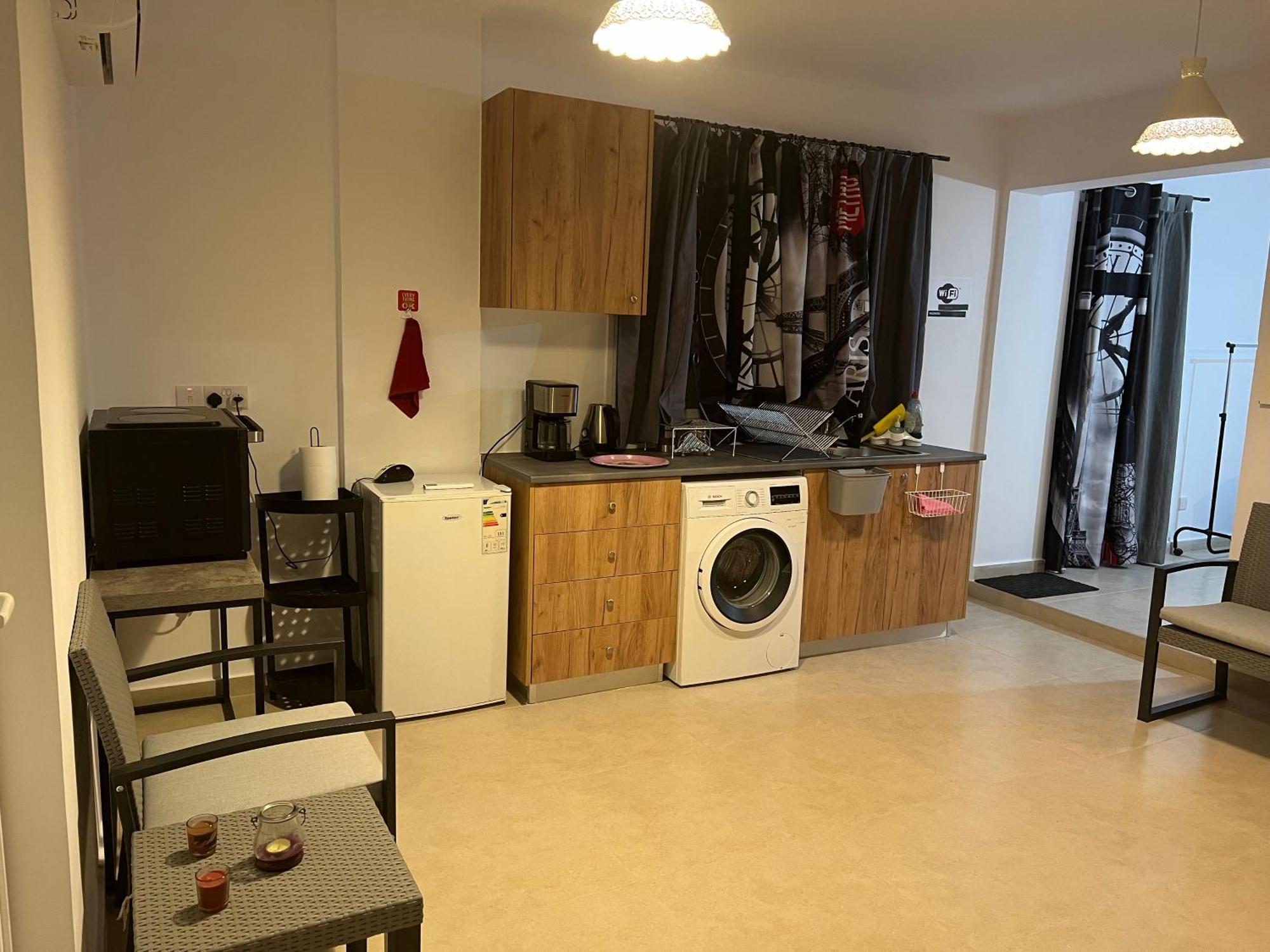 Charalambous Apartment Paphos Ngoại thất bức ảnh