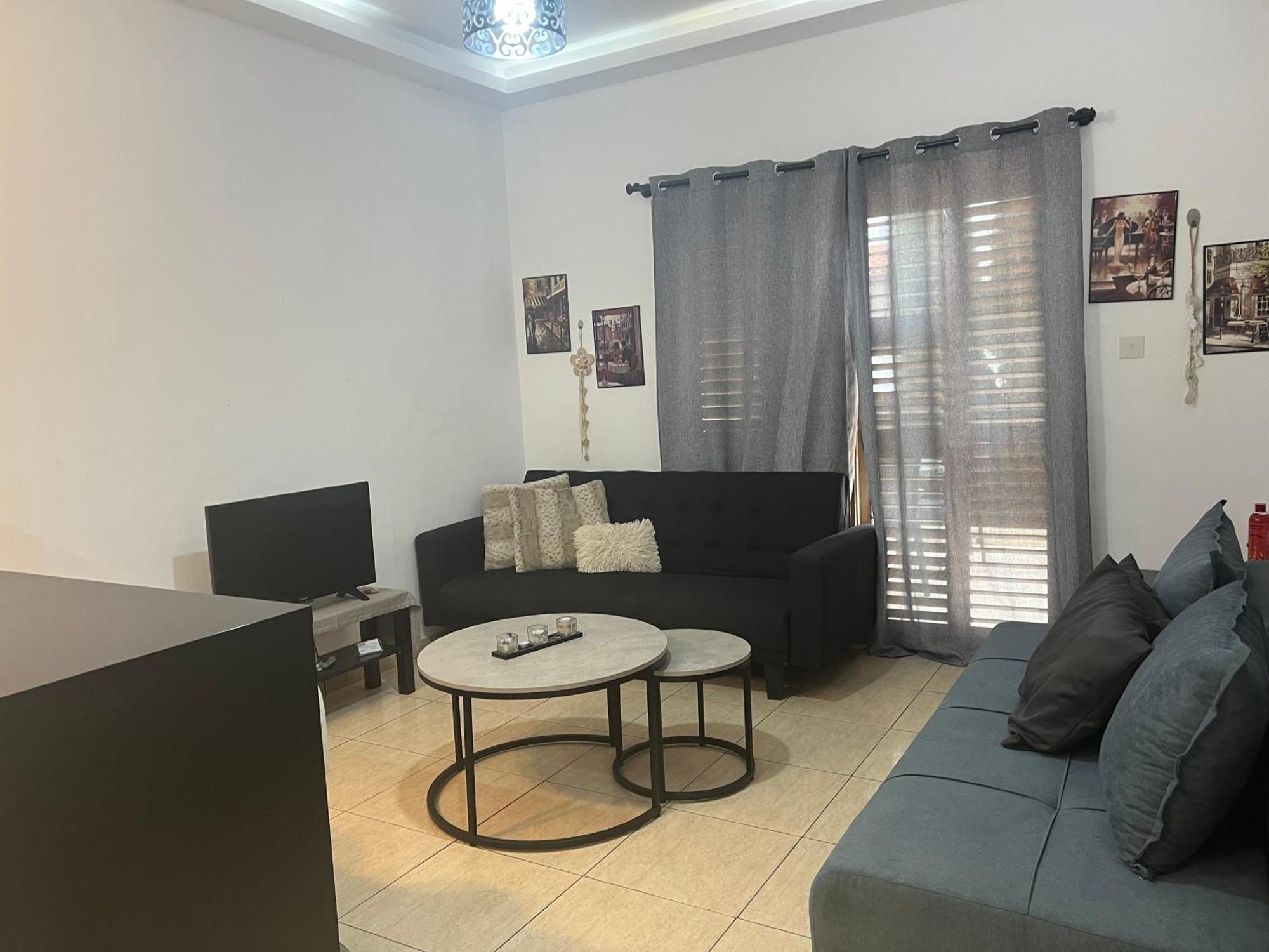Charalambous Apartment Paphos Ngoại thất bức ảnh