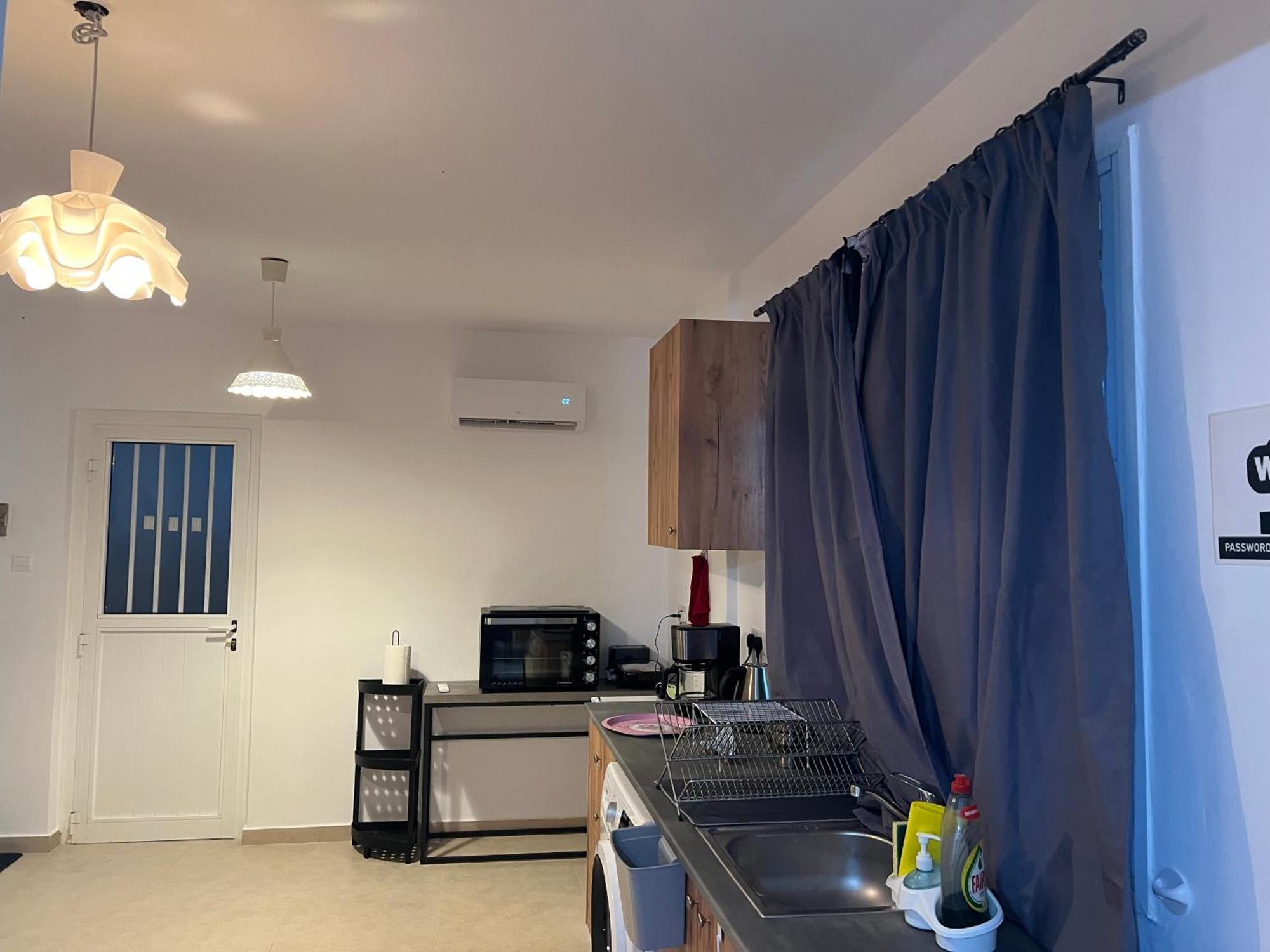 Charalambous Apartment Paphos Ngoại thất bức ảnh