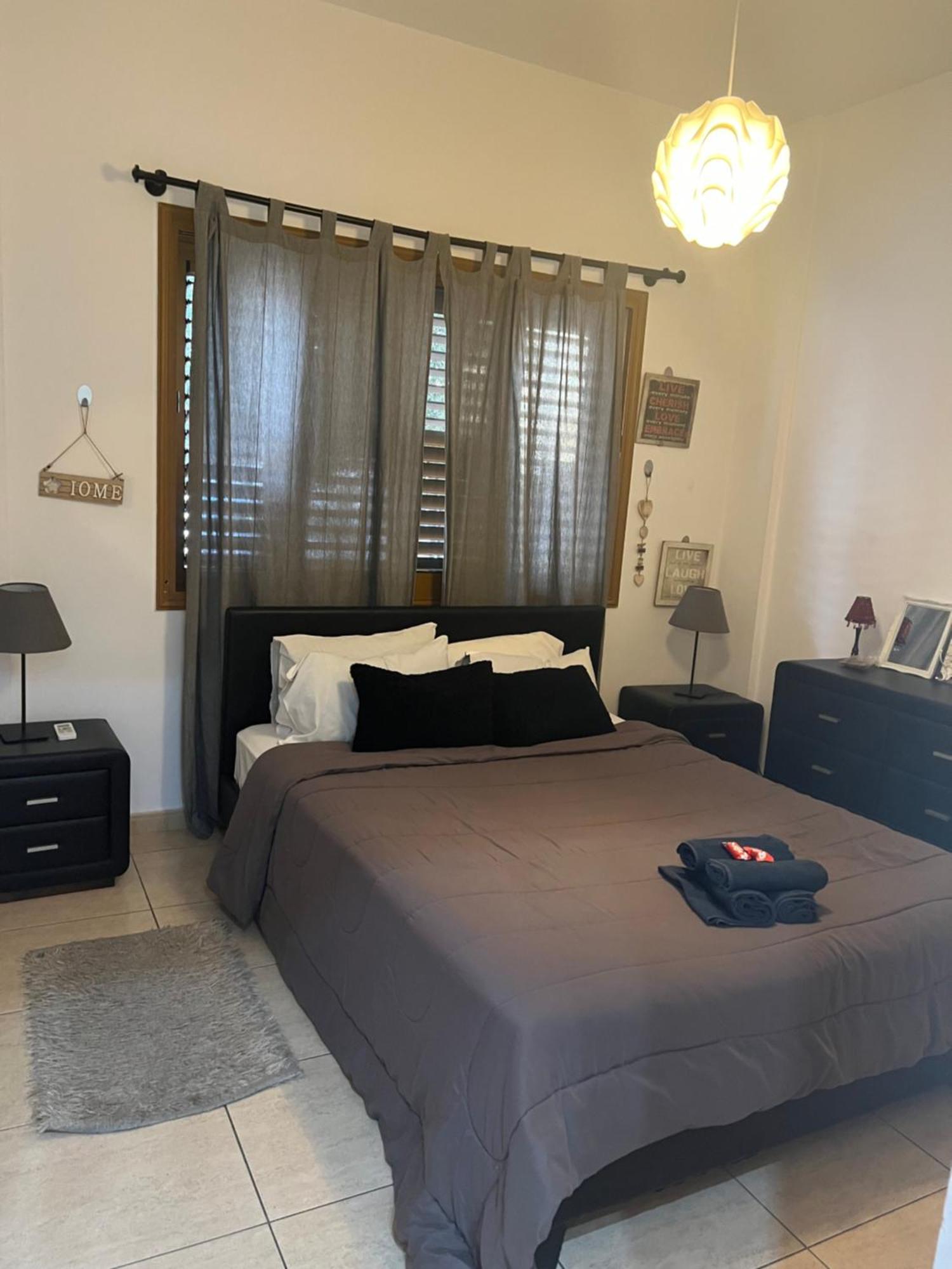 Charalambous Apartment Paphos Ngoại thất bức ảnh