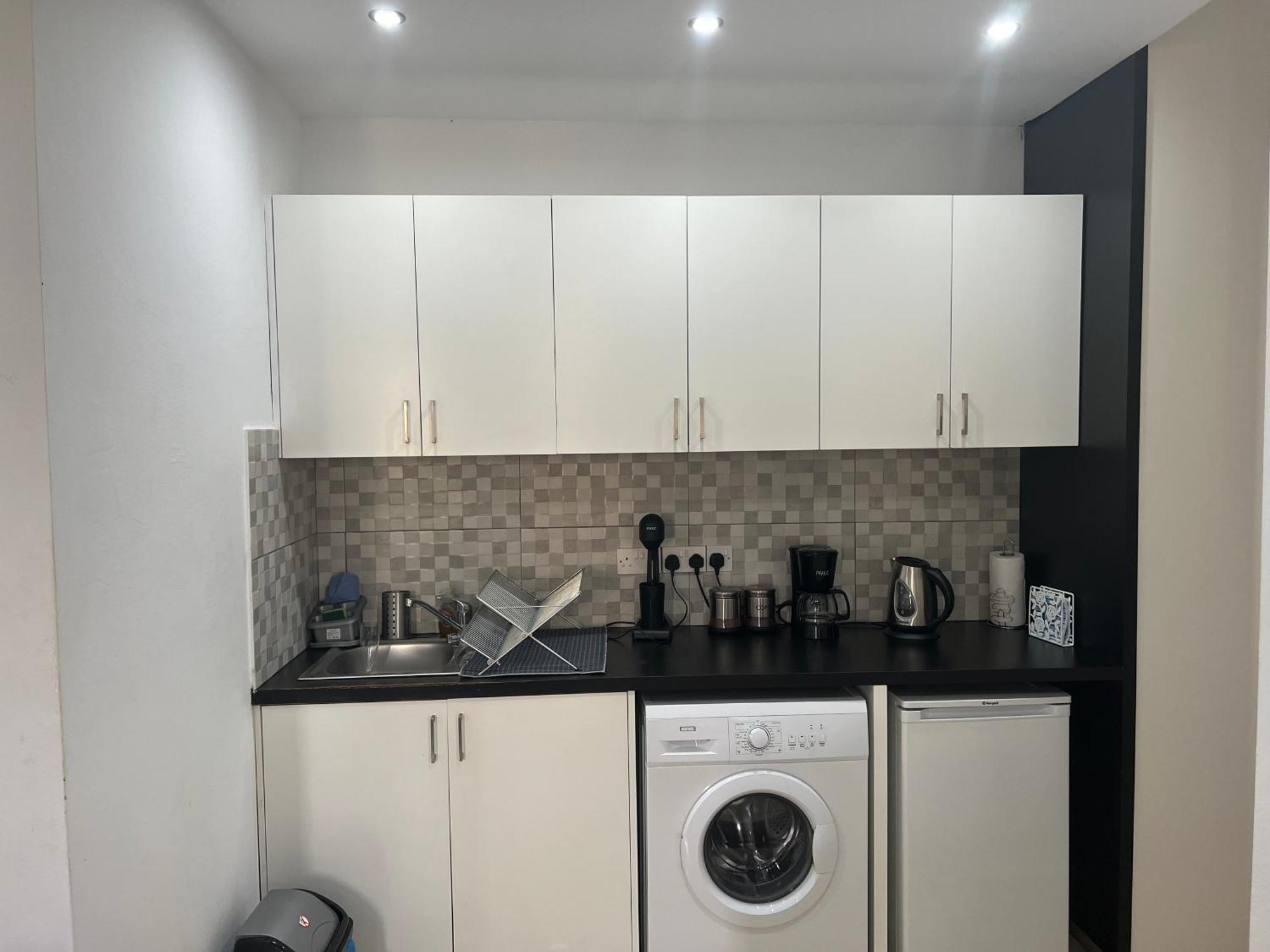 Charalambous Apartment Paphos Ngoại thất bức ảnh