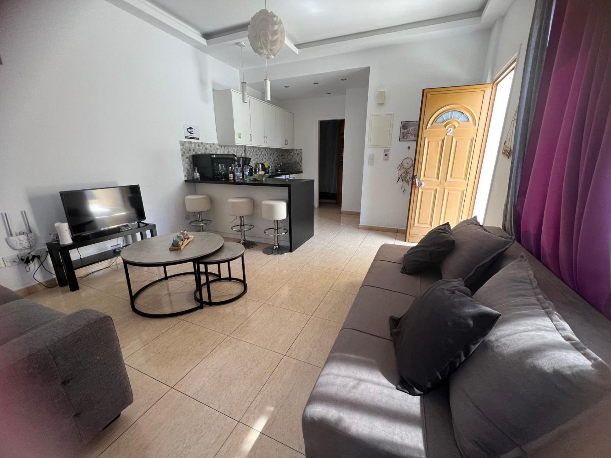 Charalambous Apartment Paphos Ngoại thất bức ảnh