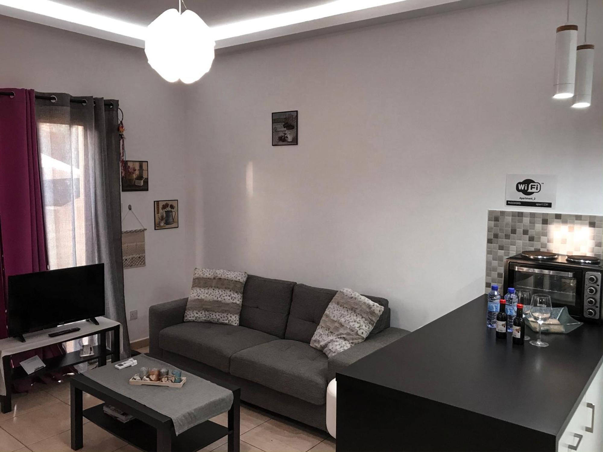 Charalambous Apartment Paphos Phòng bức ảnh
